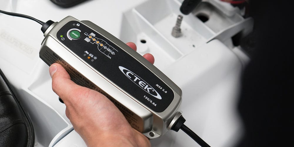 CTEK MXS 3.8 Amp Battery Charger CTEK MXS 3.8 Amp Battery Charger